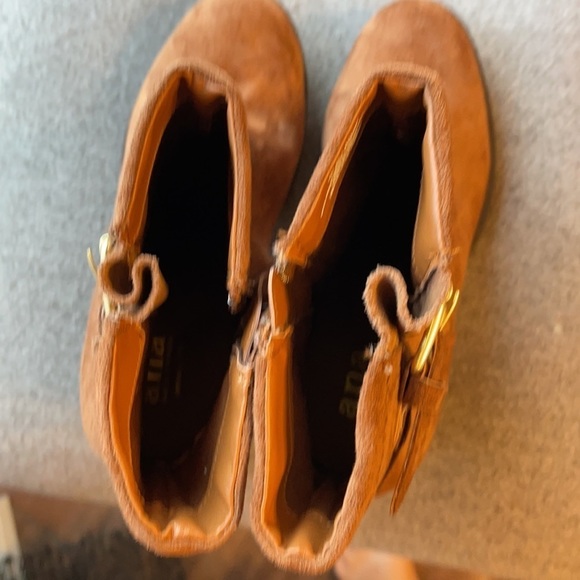 Brown Boot - Picture 4 of 6